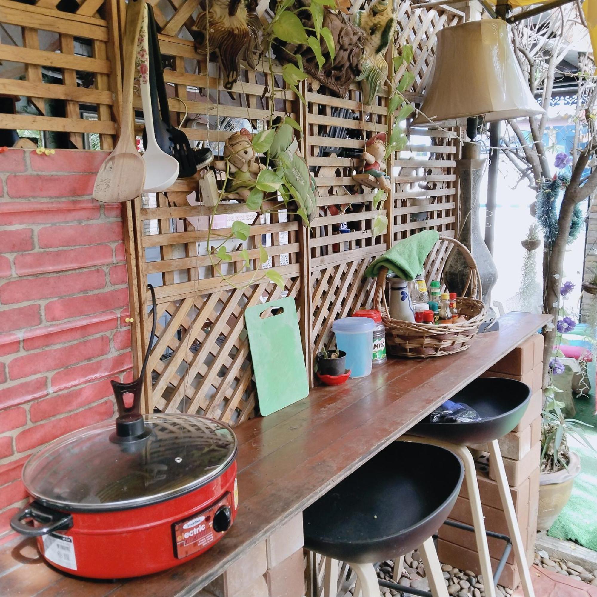 Ban Kru Ae Mixed Dorm Bed & Breakfast Bangkok Exterior photo