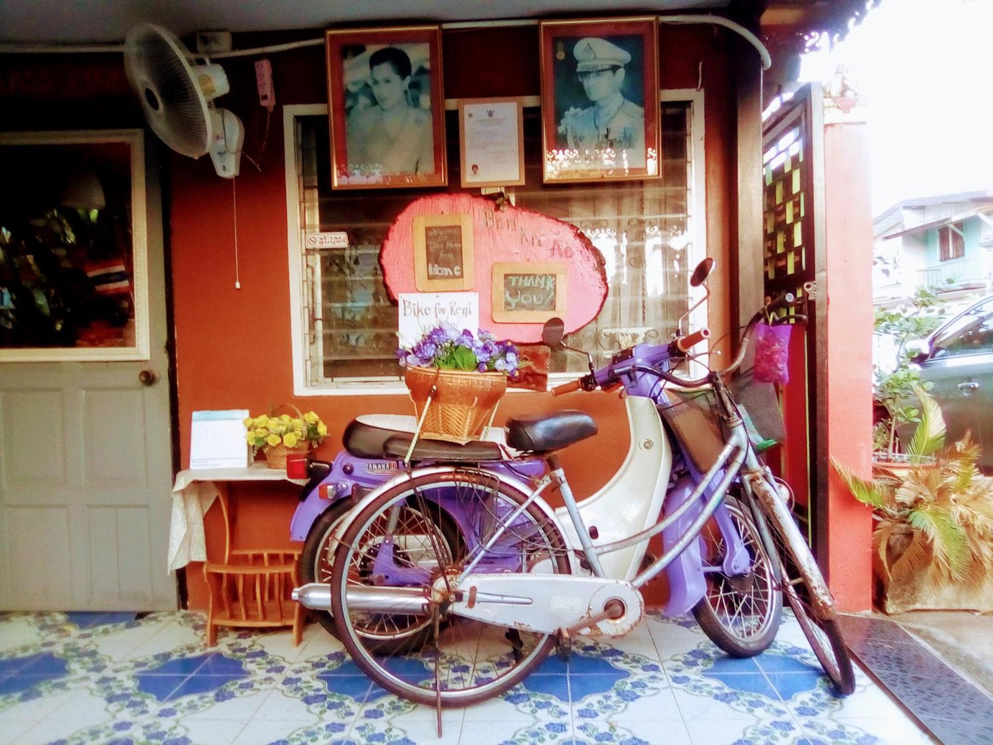 Ban Kru Ae Mixed Dorm Bed & Breakfast Bangkok Exterior photo